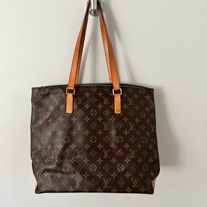 Louis Vuitton monogram tote with zipper closure Authentic